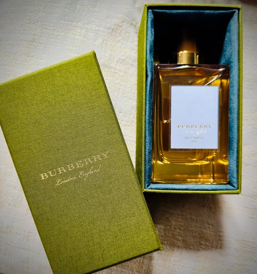Burberry Wild Thistle Review: A Green Floral Masterpiece