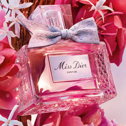 Dior Miss Dior 2012 Review: A Modern Classic Reborn