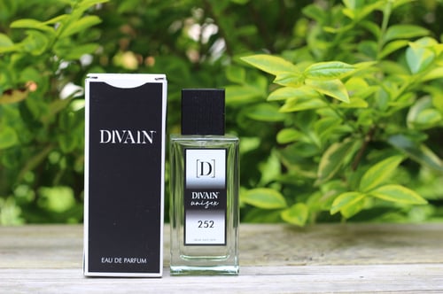 Divain-071 Review: A Warm Floral Gourmand for Winter Nights