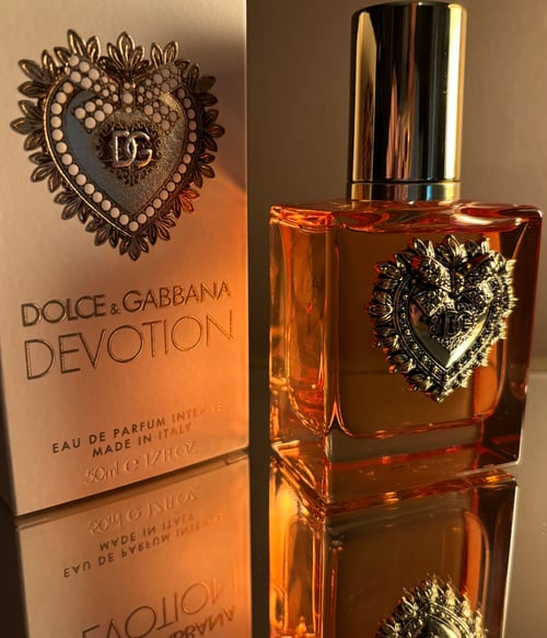 Dolce & Gabbana Devotion Intense Review: A Nutty Vanilla Evolution