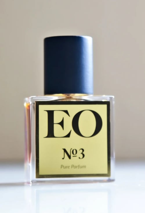 Ensar Oud EO No. 1 Review: A Masterpiece of Oud & Rose