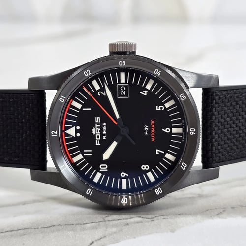 Fortis Flieger F-41 Werk 7 Review: In-House Pilot's Watch