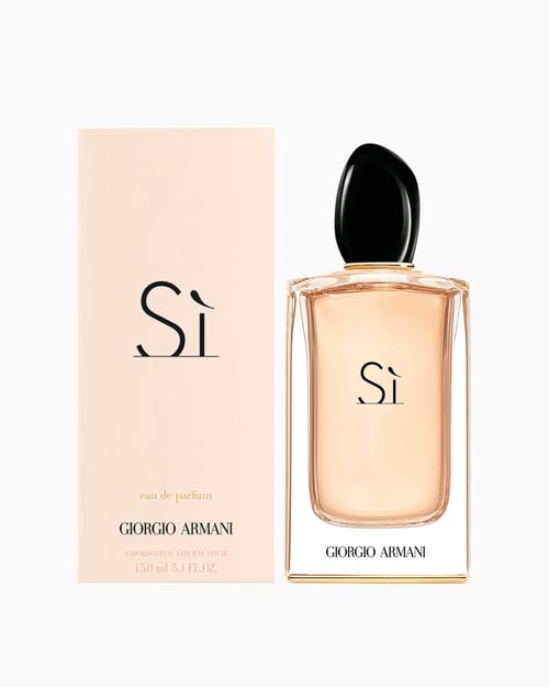 Giorgio Armani Si Review: A Modern Floral Chypre Icon