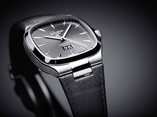 Glashütte Original Pavonina Review: Art Deco Elegance for the Modern Collector
