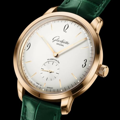 Glashütte Original Vintage Sixties Review: Green Dial Revival