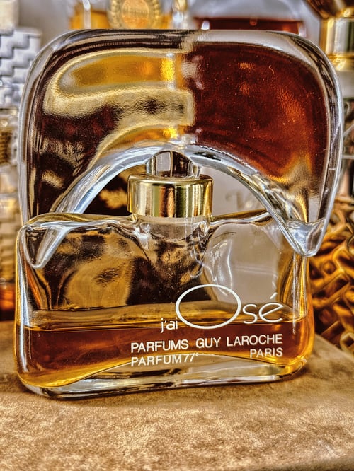 Guy Laroche J'ai Osé: A Timeless Chypre Masterpiece Review