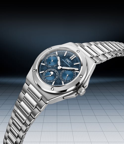 IWC Ingenieur 40 (IW328901) Review: The Genta Legend Reborn for the Wrist