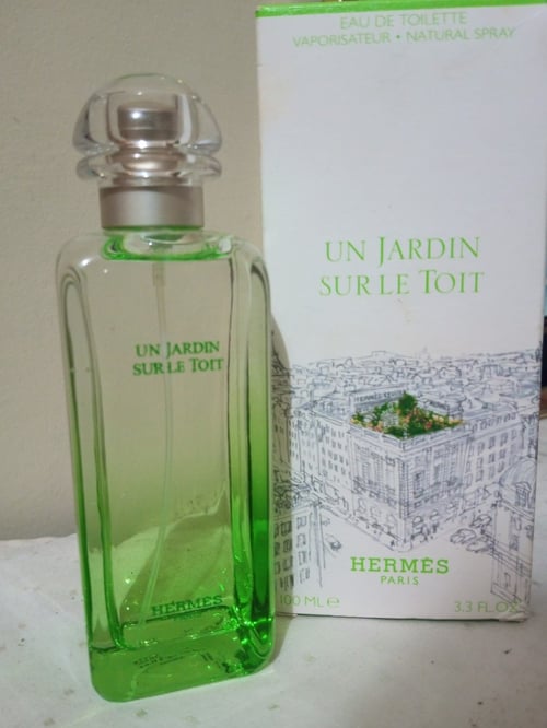 James Heeley Un Jardin Sur Le Toit Review