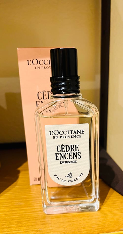 L'Occitane Eau des Baux Review: A Warm Spicy Classic