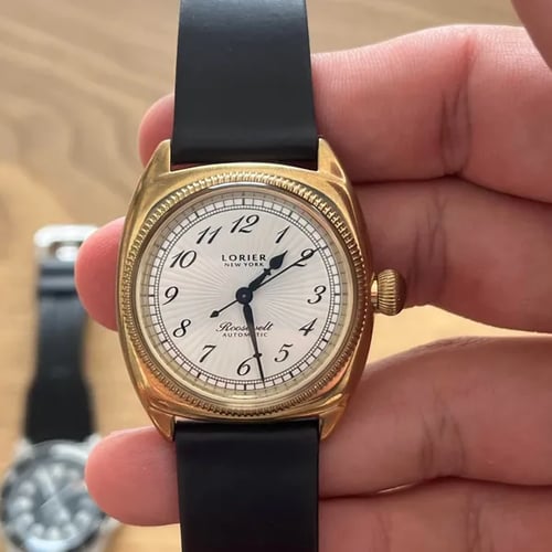 Lorier Roosevelt Review: Vintage Charm, Modern Wrist