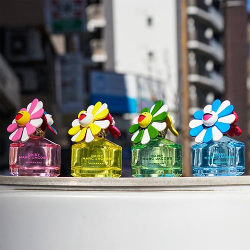 Marc Jacobs Daisy Murakami Pink Review: Sweet Coconut Peony