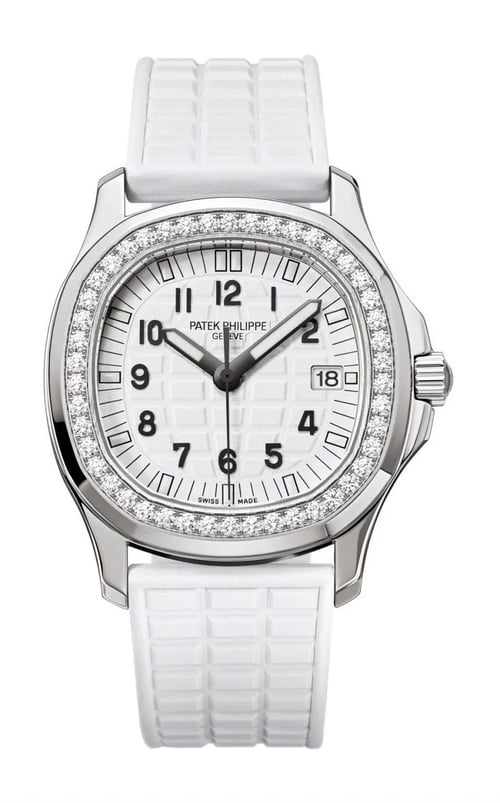 Patek Philippe Aquanaut Luce 5067A-027 Review: Diamond-Set Sportswatch for the Modern Woman