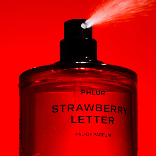 Phlur Strawberry Letter Review: A Berry-Infused Elixir