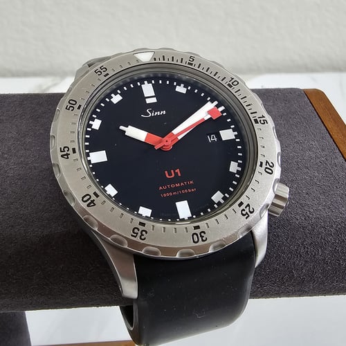 Sinn EZM 3 Review: The Unyielding Mission Timer