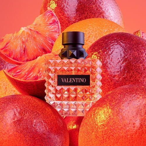 Valentino Donna Born In Roma Coral Fantasy: A Radiant Floral-Fruity Masterpiece