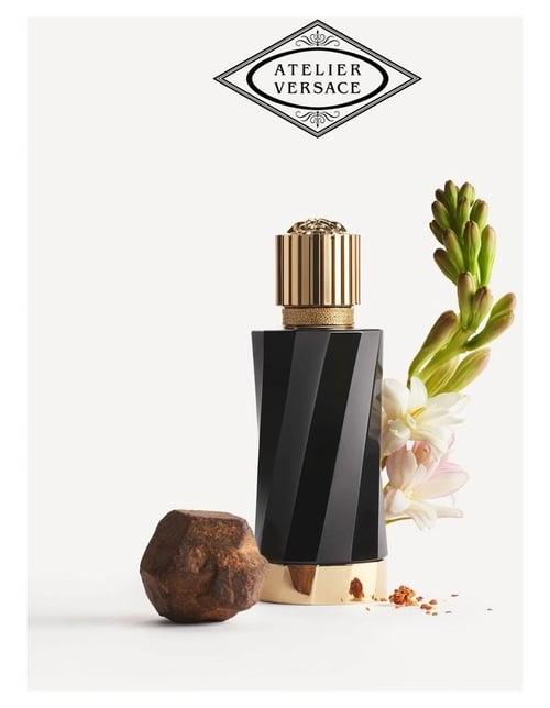 Versace Reve De Myrrhe — Versace Rêve de Myrrhe Review: Oud, Vanilla & Resin