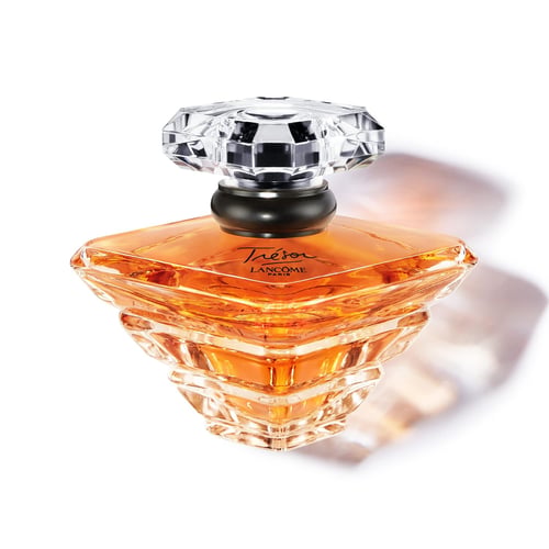 Lancôme Trésor Sheer Fragrance Review: A Luminous, Airy Reimagining of a Classic