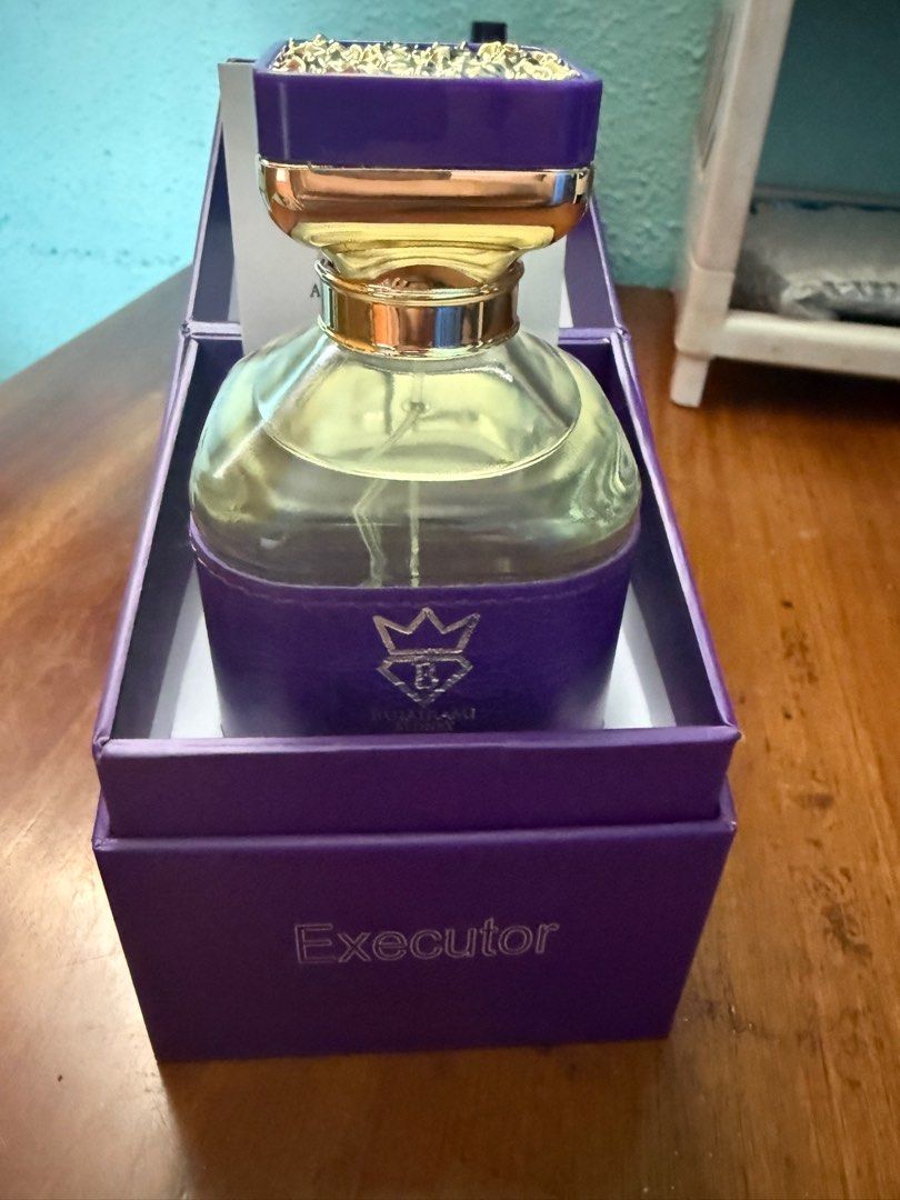 Bereammy Executor Review: Bujairami's Bold Woody Floral for Men - Product Image