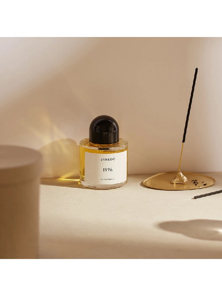 Byredo 1996 Inez Vinoodh: A Nostalgic Embrace of Dark Romance and Modern Sensuality - Product Image