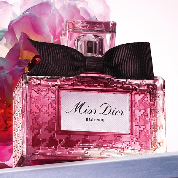 Dior Miss Dior Essence de Parfum Review: A 2025 Floral Masterpiece - Product Image