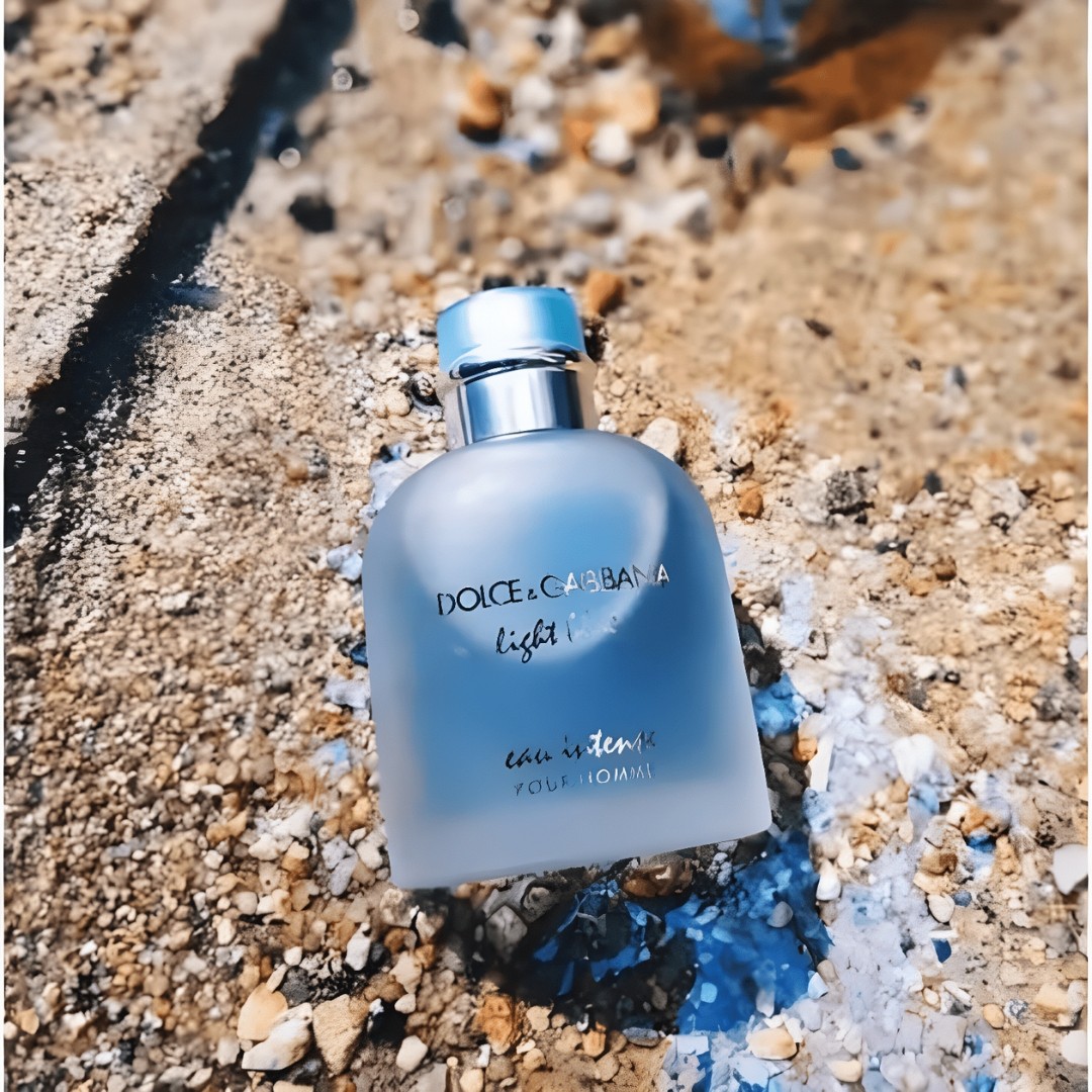 Dolce & Gabbana Light Blue Pour Homme Eau Intense Review - Product Image