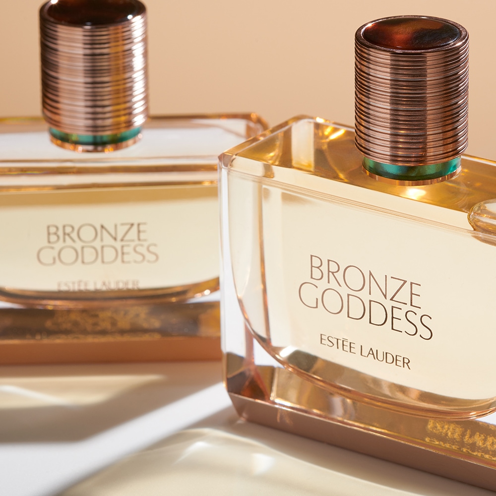 The Enduring Allure of Summer: A Deep Dive into Estée Lauder Bronze Goddess Eau de Parfum (2019) - Product Image