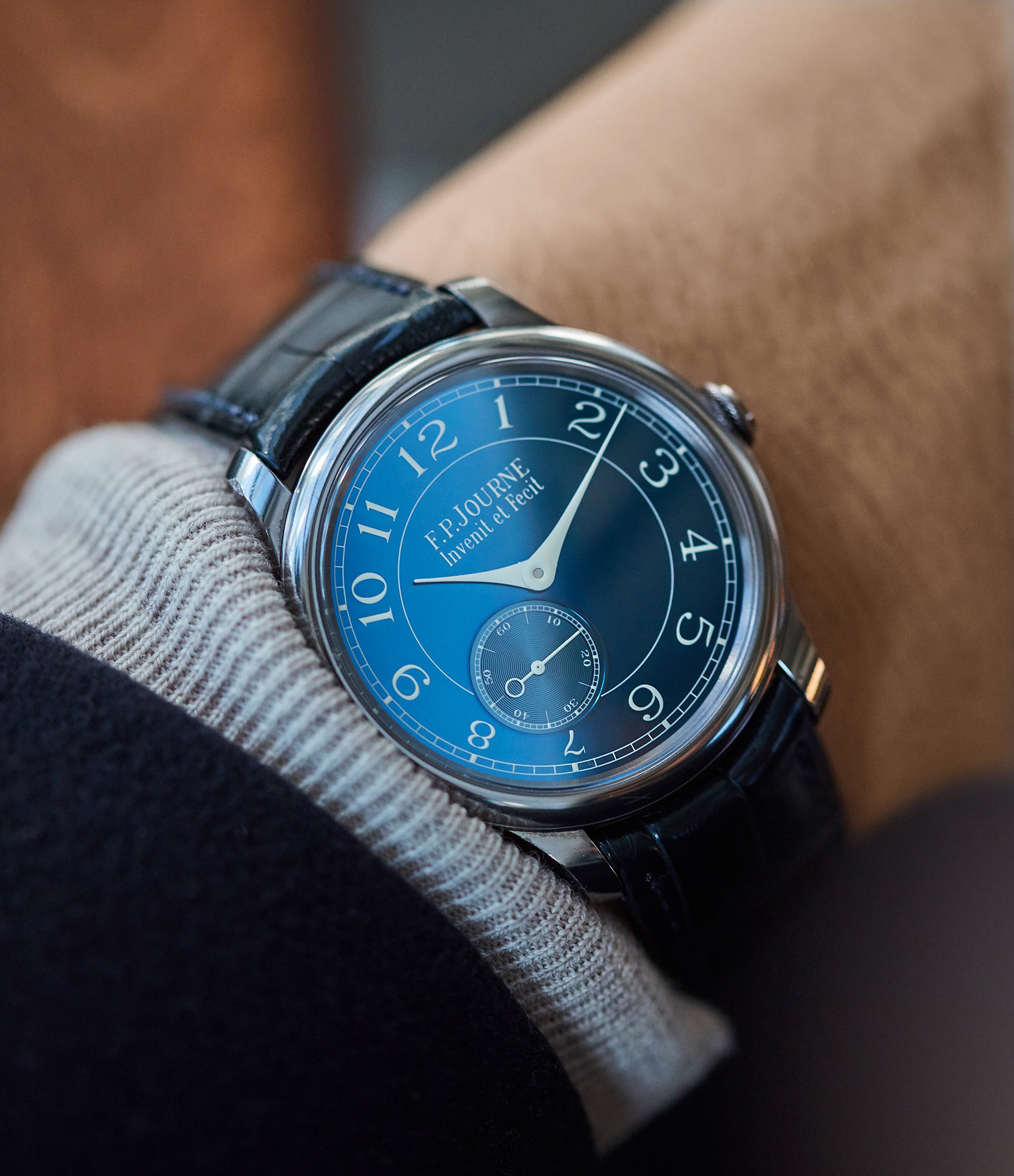 F.P. Journe Chronomètre Bleu Review - Vivir.com Watch Guide - Product Image