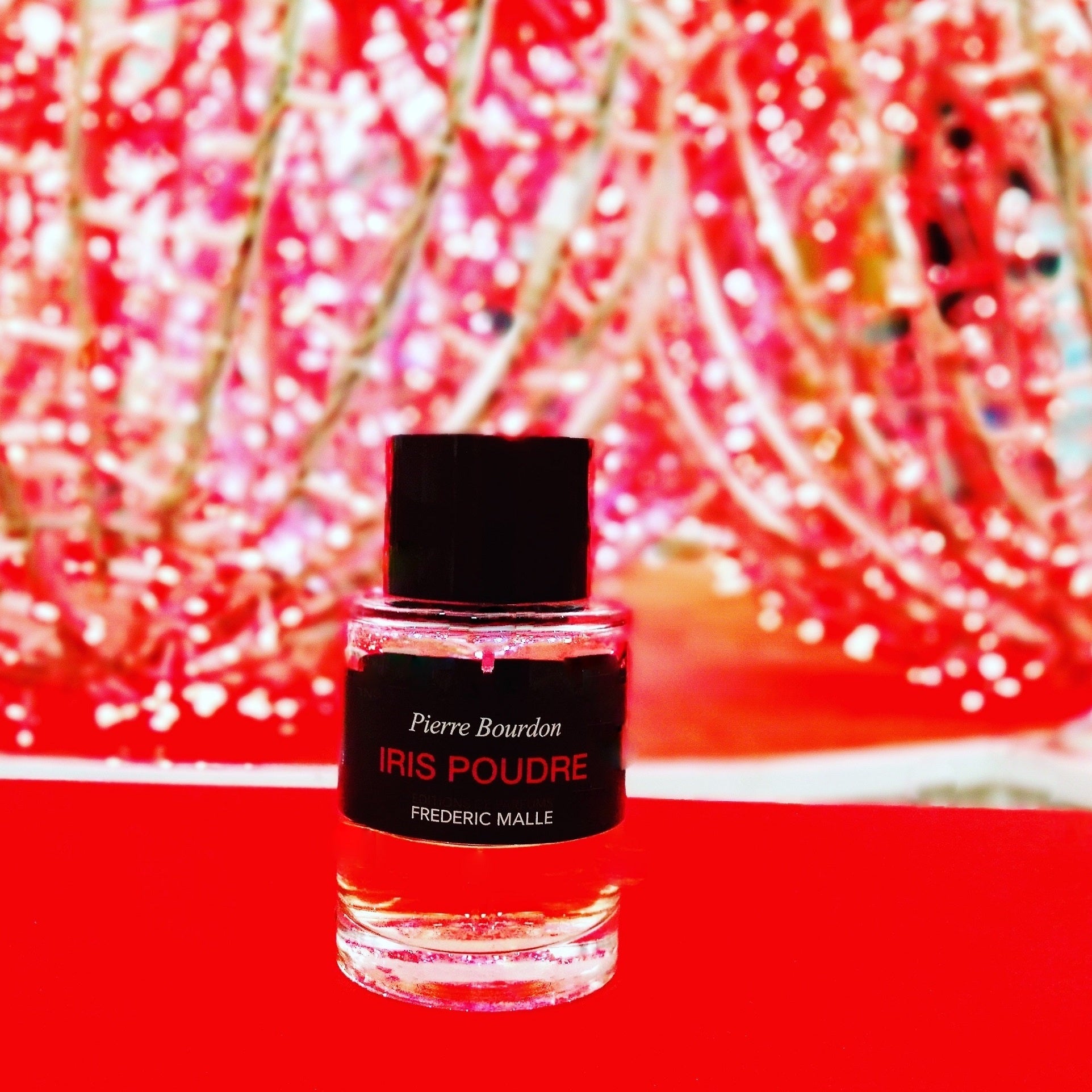 Frederic Malle Iris Poudre Review: A Powdery Masterpiece - Product Image
