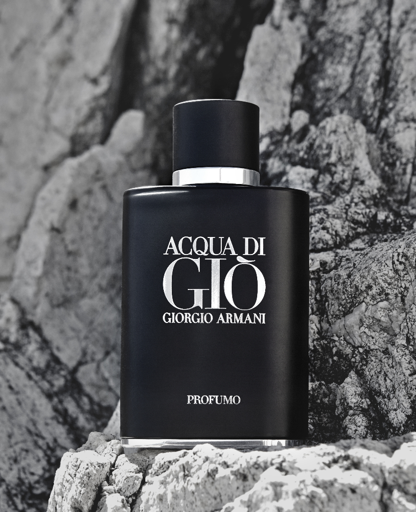 Armani Acqua di Gio Profumo Review: A Timeless Scent - Product Image