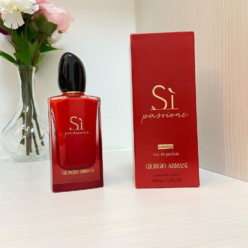Giorgio Armani Sì Passione Intense Review: A Deep Analysis - Product Image
