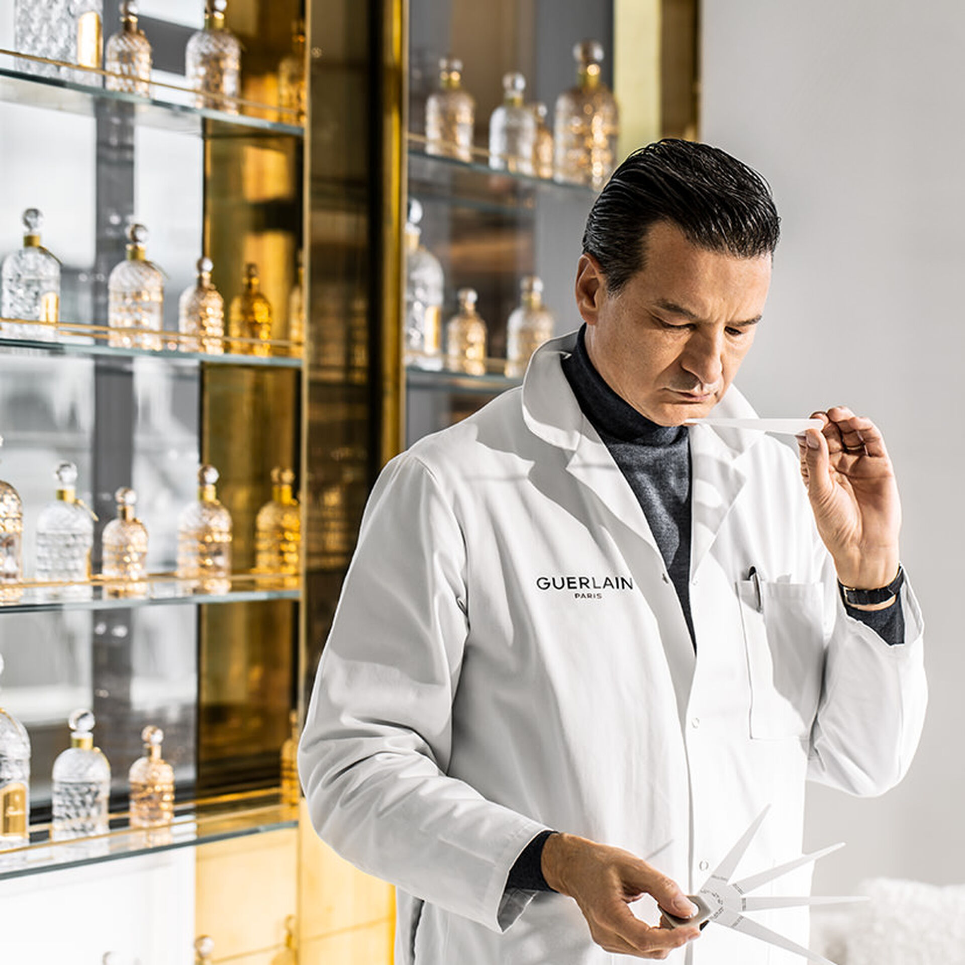 Guerlain Outlands: An Olfactory Odyssey of Resinous Gold - Product Image