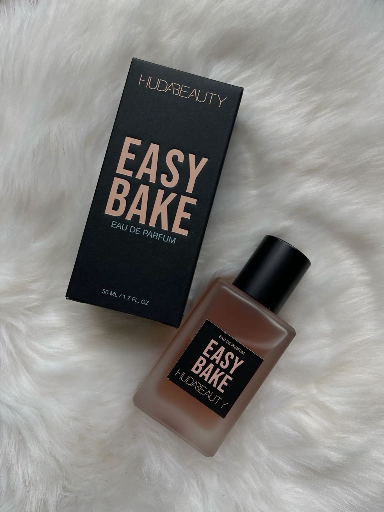 Huda Beauty Easy Bake Review: Gourmand Elegance - Product Image