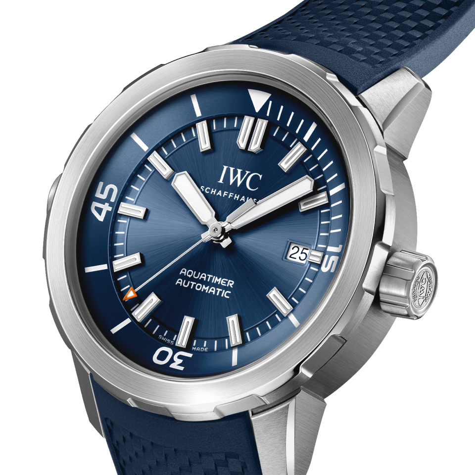 IWC Aquatimer IW328803: The Smart Money Diver Review
