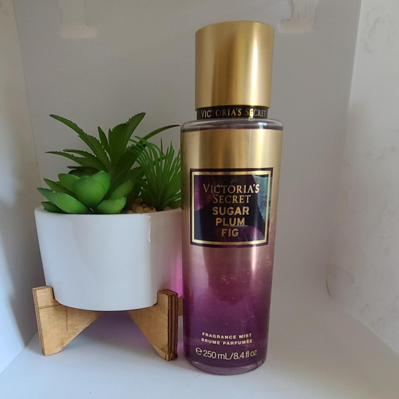 Victoria's Secret Spiced Plum Oud Mist: A Scholarly Review - Product Image