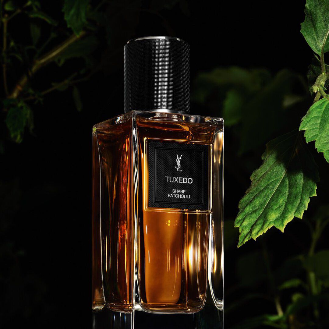 Yves Saint Laurent Tuxedo: An Olfactory Homage to Androgynous Elegance