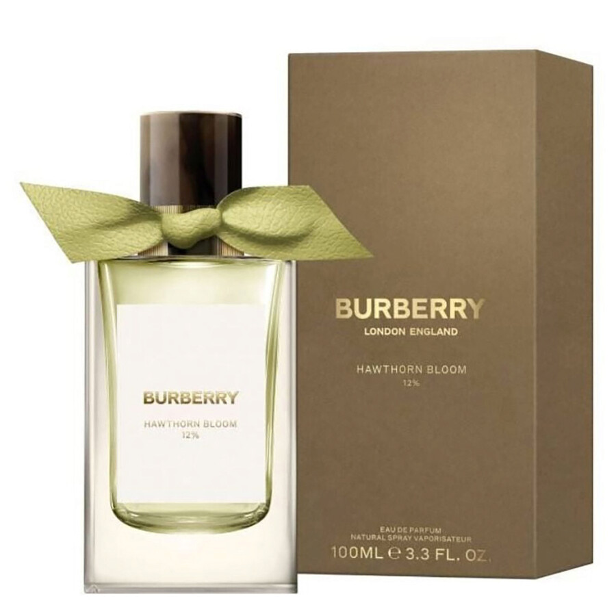 Burberry Hawthorn Bloom Review: A Whisper of British Romance