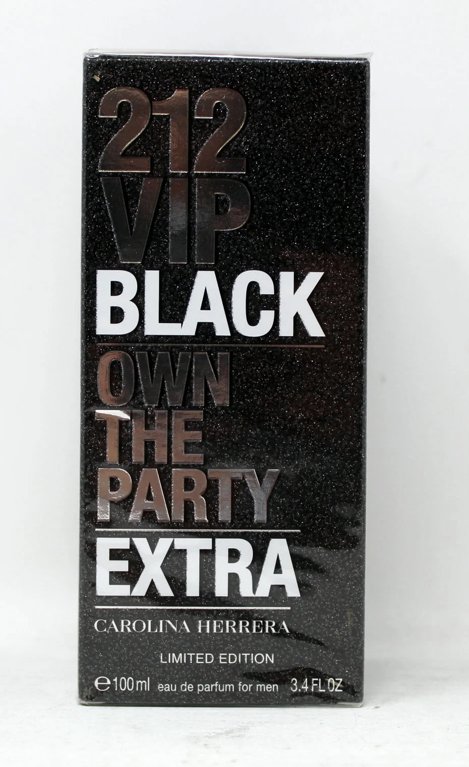 Vivir Insider Exclusive: Carolina Herrera 212 VIP Black Extra - Own the Night