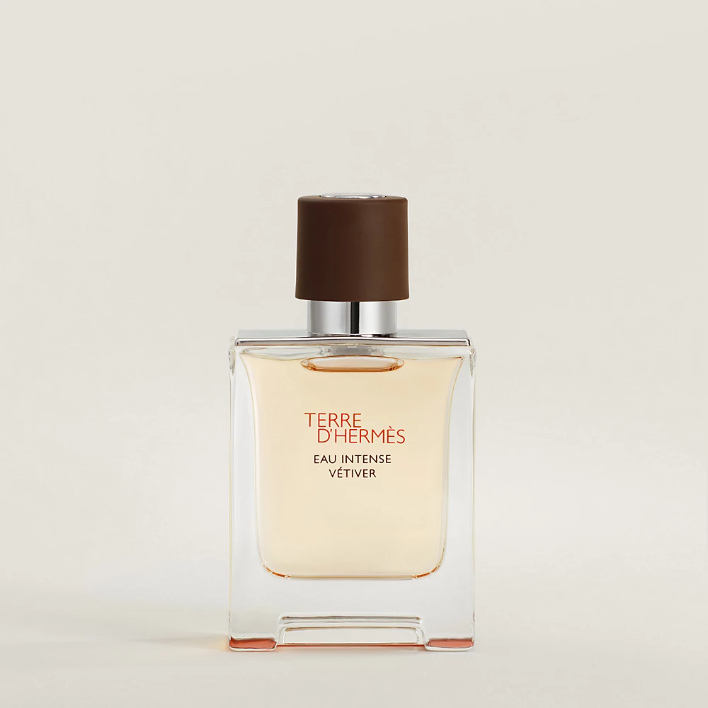 The Electric Earth: Why Hermès Terre d'Hermès Eau Intense Vétiver is the Modern Classic You Need Now